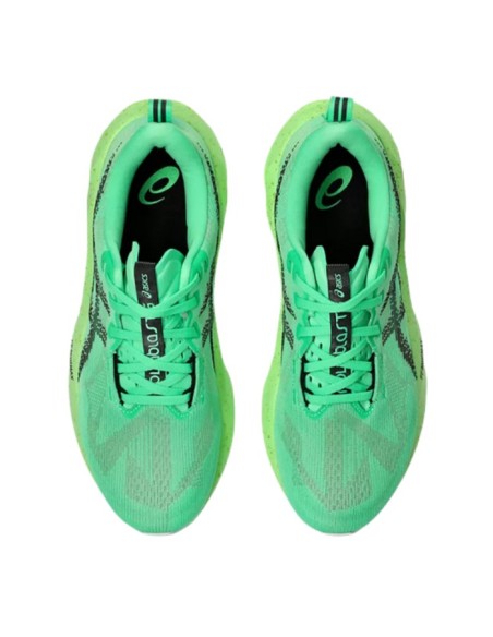 W Asics Novablast 5 Ekiden Vital Green / Black 1012B891-300 Chaussures running en ligne